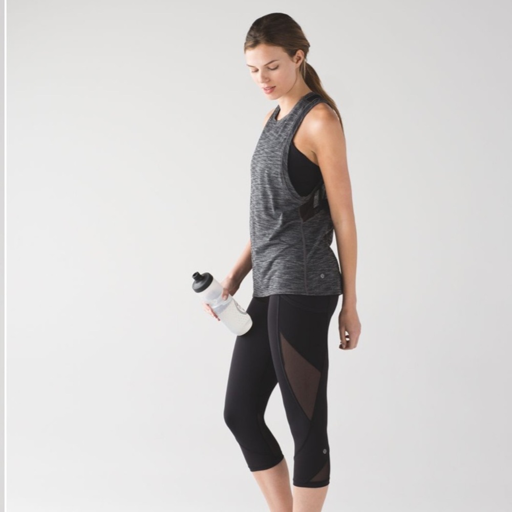 ❌CLEARANCE Lululemon Work The Circuit With Sports Bra Heathered Black Tank Top - Picture 9 of 15